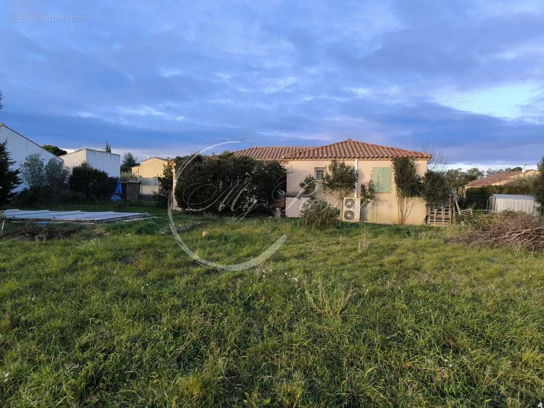 Maison à LEZIGNAN-CORBIERES