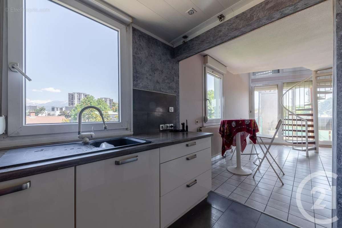 Appartement à GRENOBLE