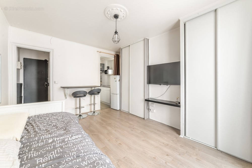 Appartement à PARIS-18E