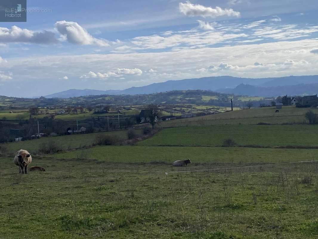 Terrain à ESPALION