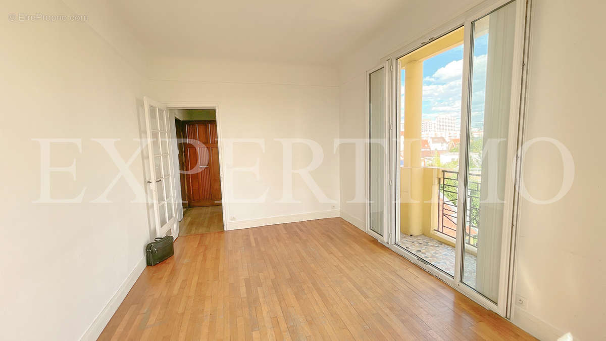 Appartement à NANTERRE