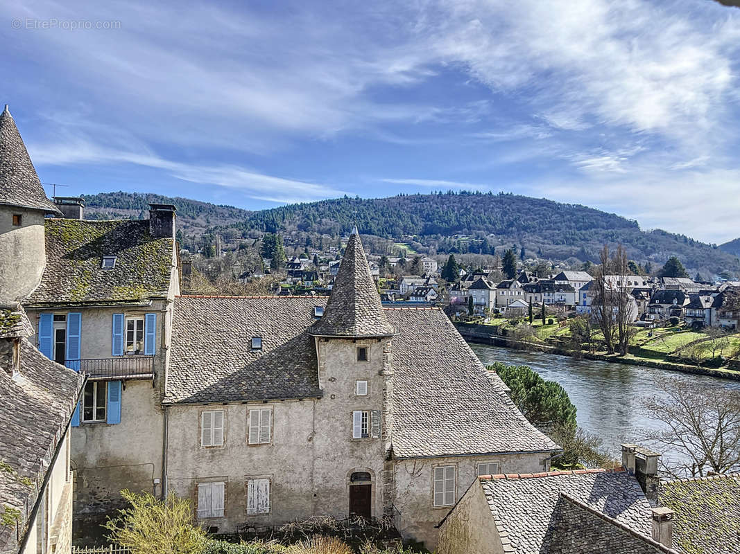 Maison à ARGENTAT