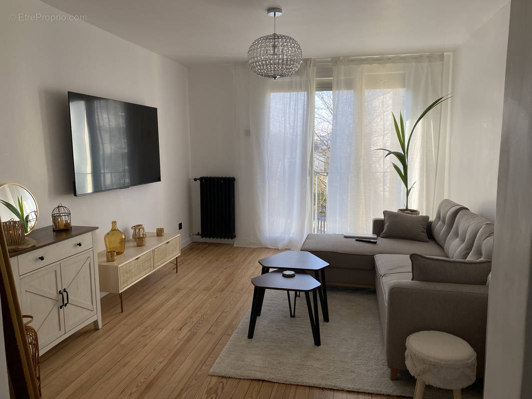 Appartement à LYON-8E