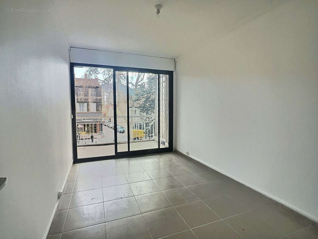 Appartement à MARSEILLE-10E