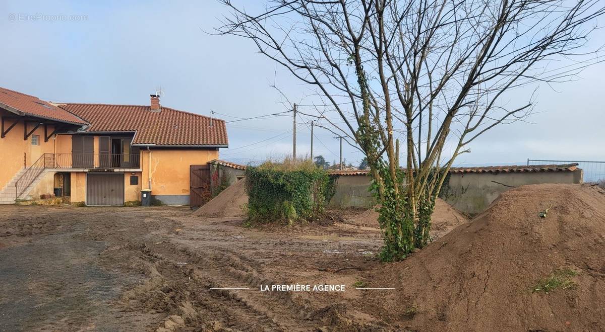 Maison à SARCEY