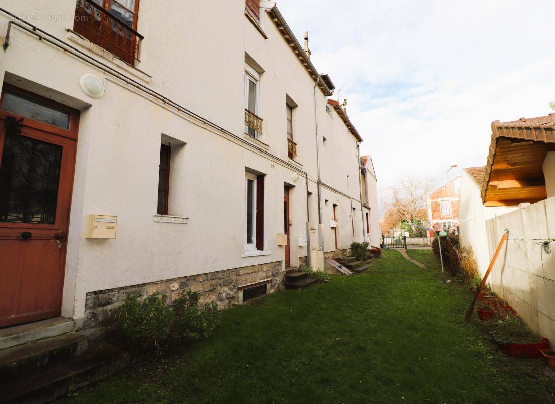 Appartement à CARRIERES-SUR-SEINE