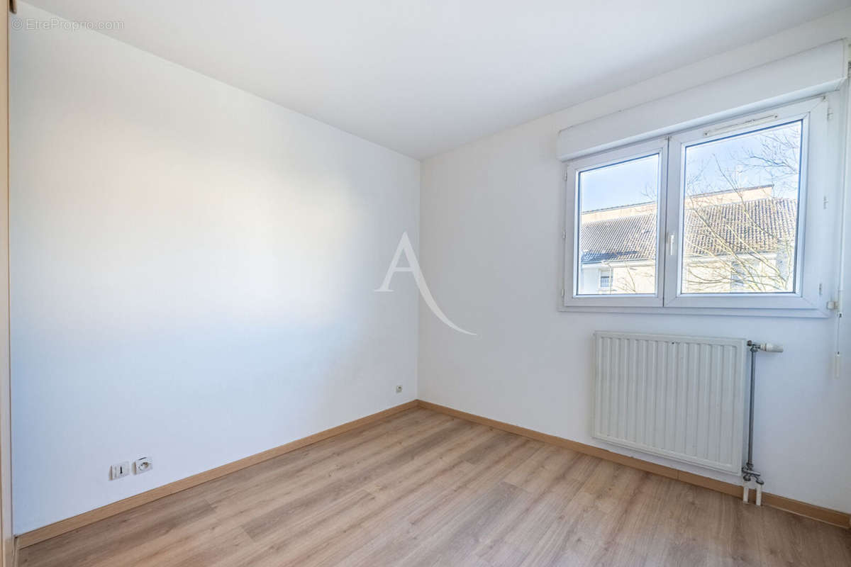 Appartement à COURDIMANCHE