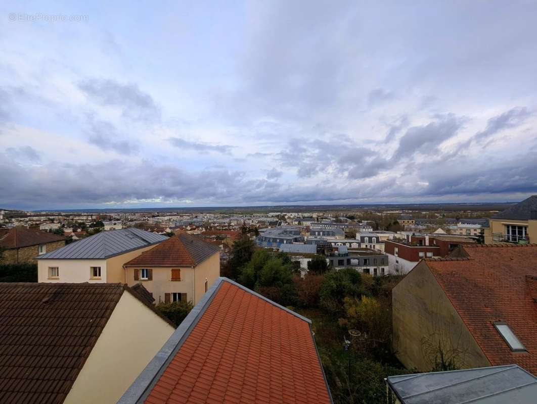 Appartement à SAINT-CYR-L&#039;ECOLE