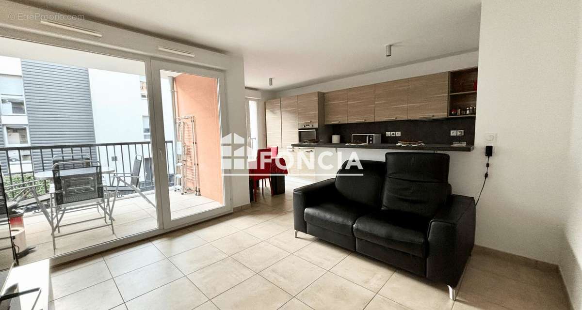 Appartement à CRAPONNE