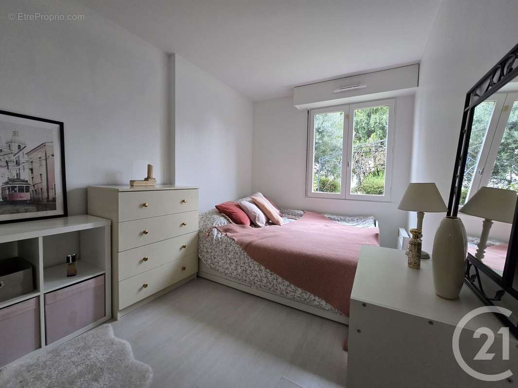 Appartement à CHENNEVIERES-SUR-MARNE