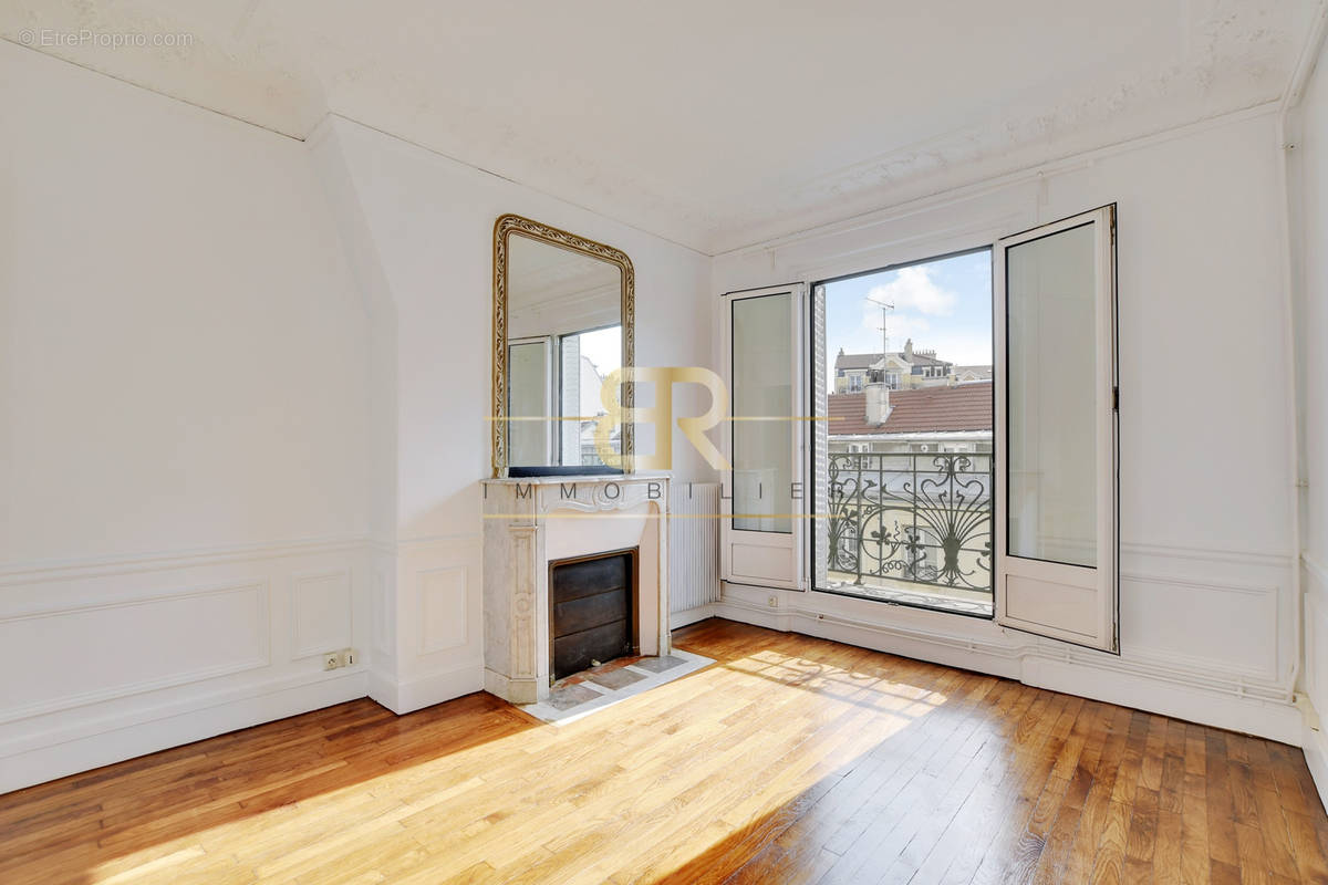 Appartement à PARIS-5E