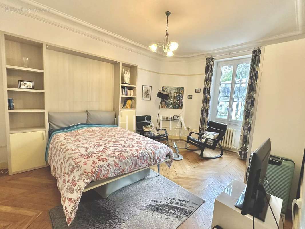 Appartement à AIX-LES-BAINS