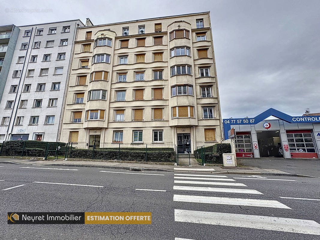 Appartement à SAINT-ETIENNE