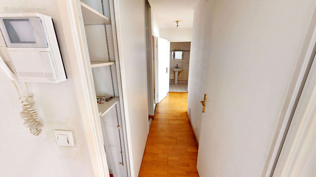 Appartement à IVRY-SUR-SEINE