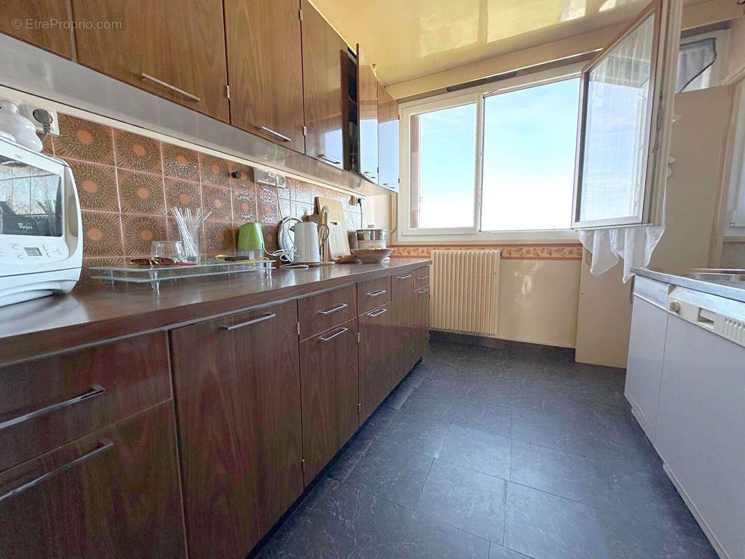 Appartement à EPINAY-SUR-SEINE