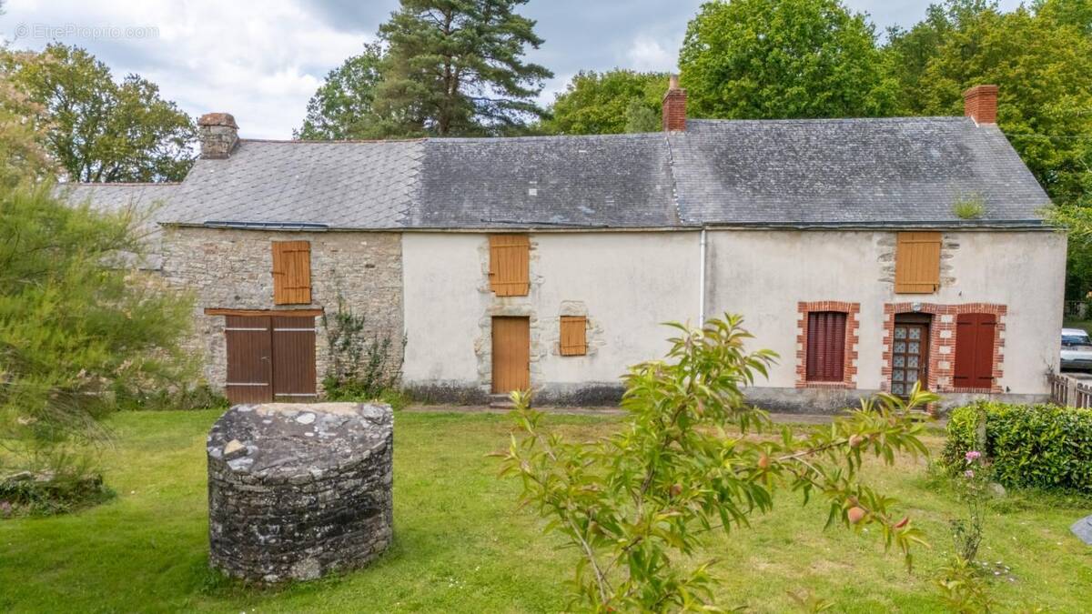 Maison à VIGNEUX-DE-BRETAGNE