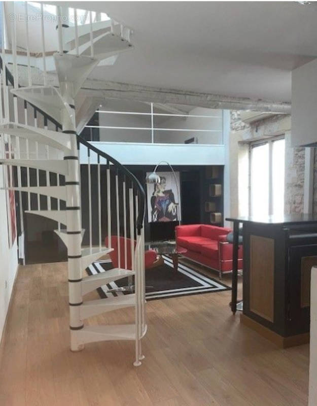 Appartement à NIMES