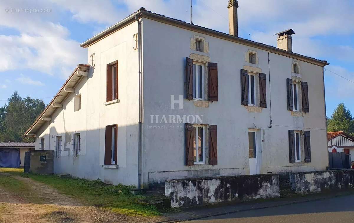 Maison à ROQUEFORT