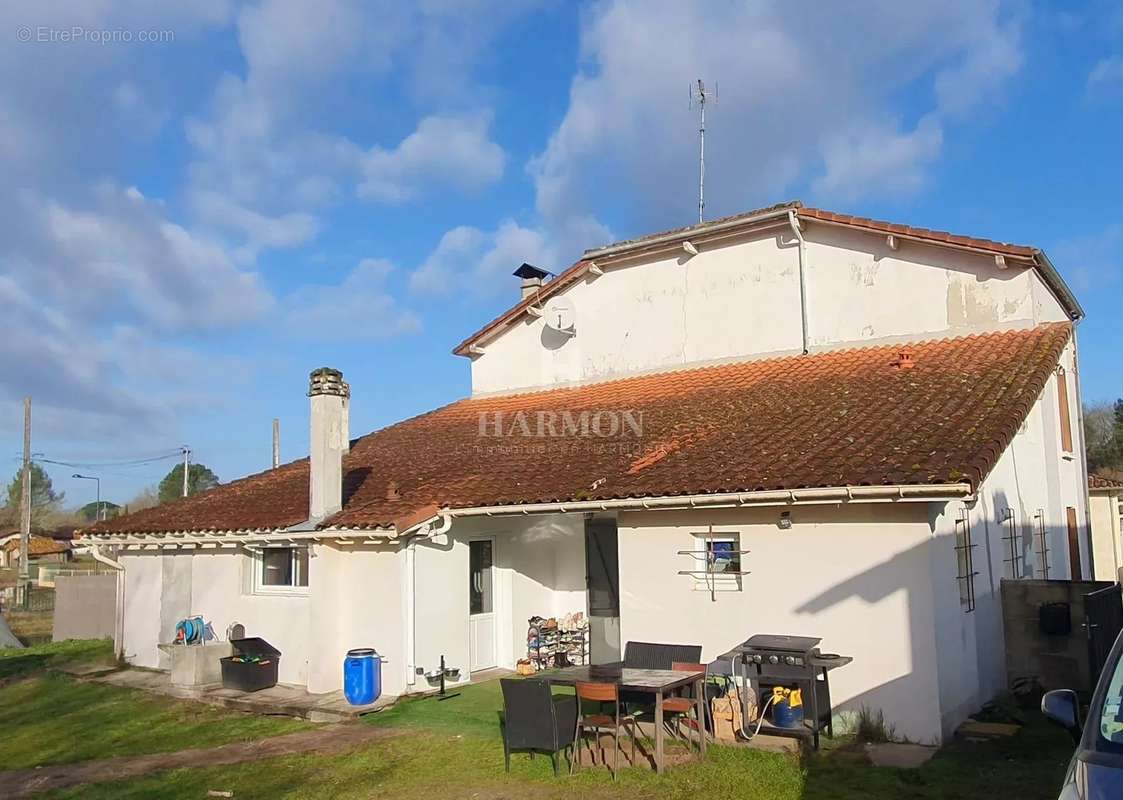 Maison à ROQUEFORT