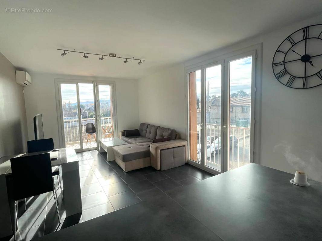 Appartement à MARSEILLE-13E