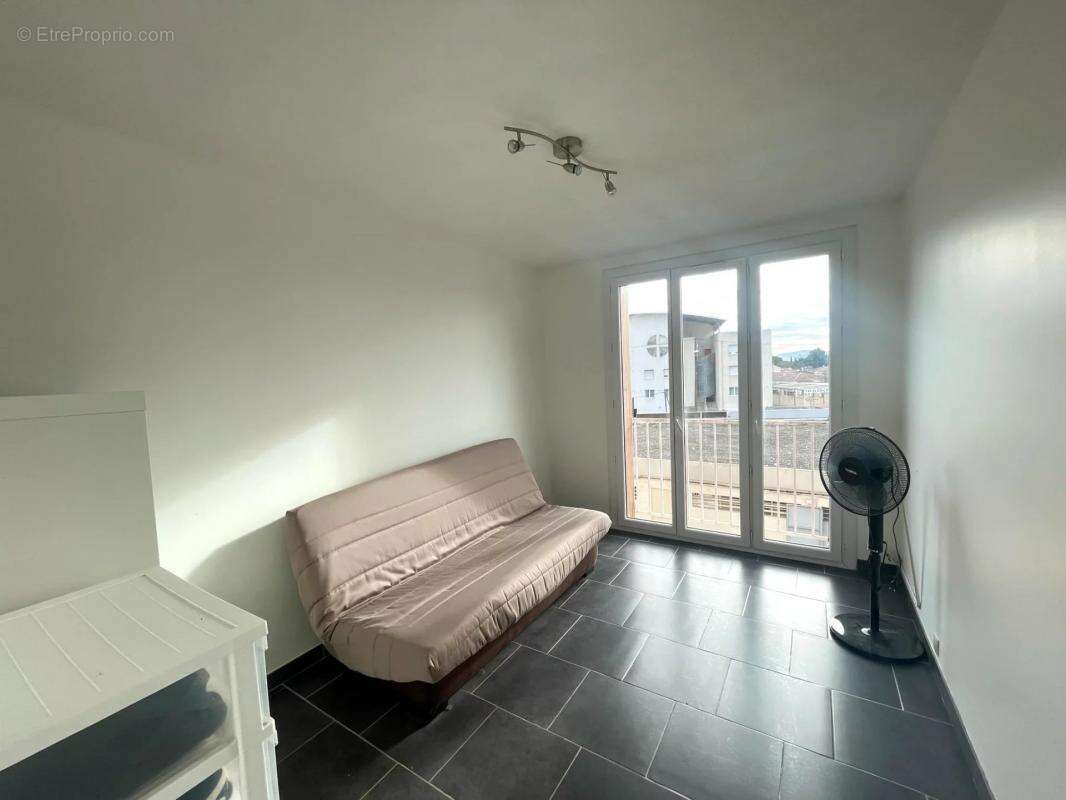 Appartement à MARSEILLE-13E