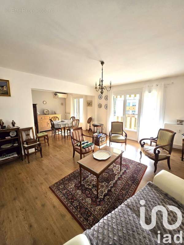 Photo 9 - Appartement à SALON-DE-PROVENCE