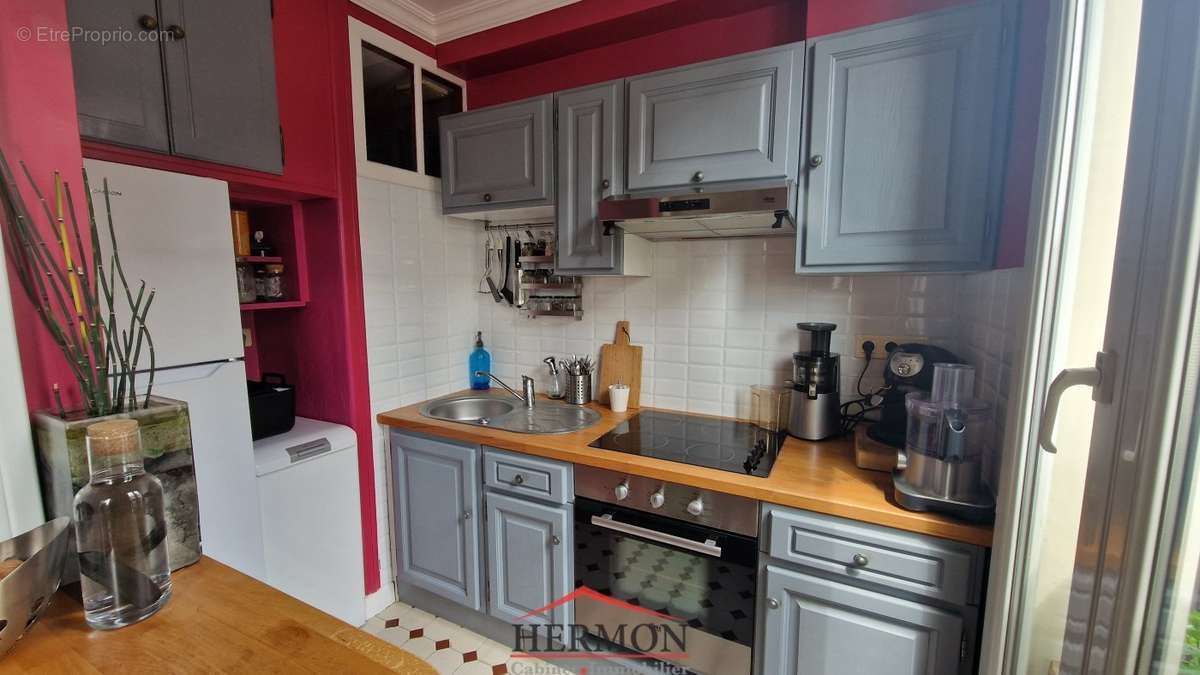 Appartement à ASNIERES-SUR-SEINE