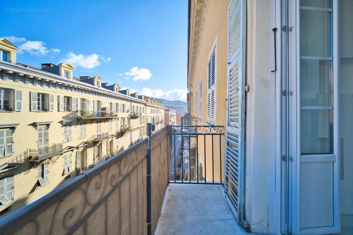 Appartement à NICE