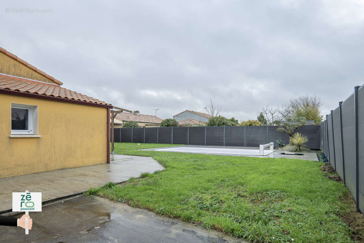 Maison à L&#039;HERBERGEMENT