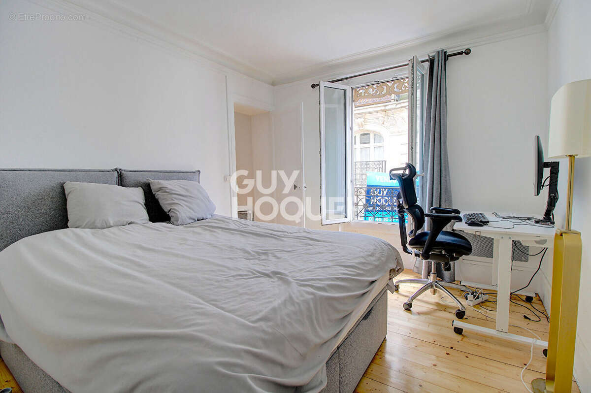 Appartement à PARIS-20E