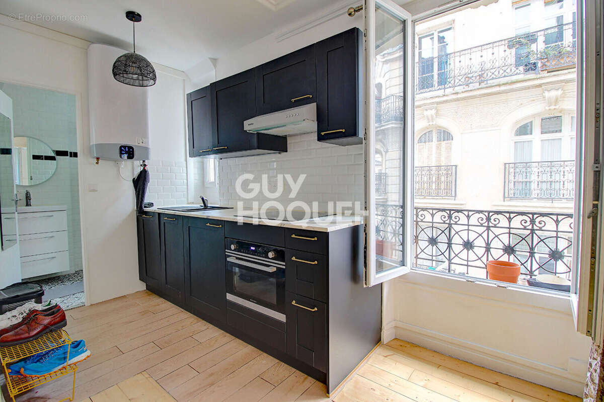 Appartement à PARIS-20E