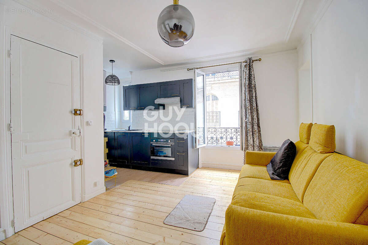 Appartement à PARIS-20E