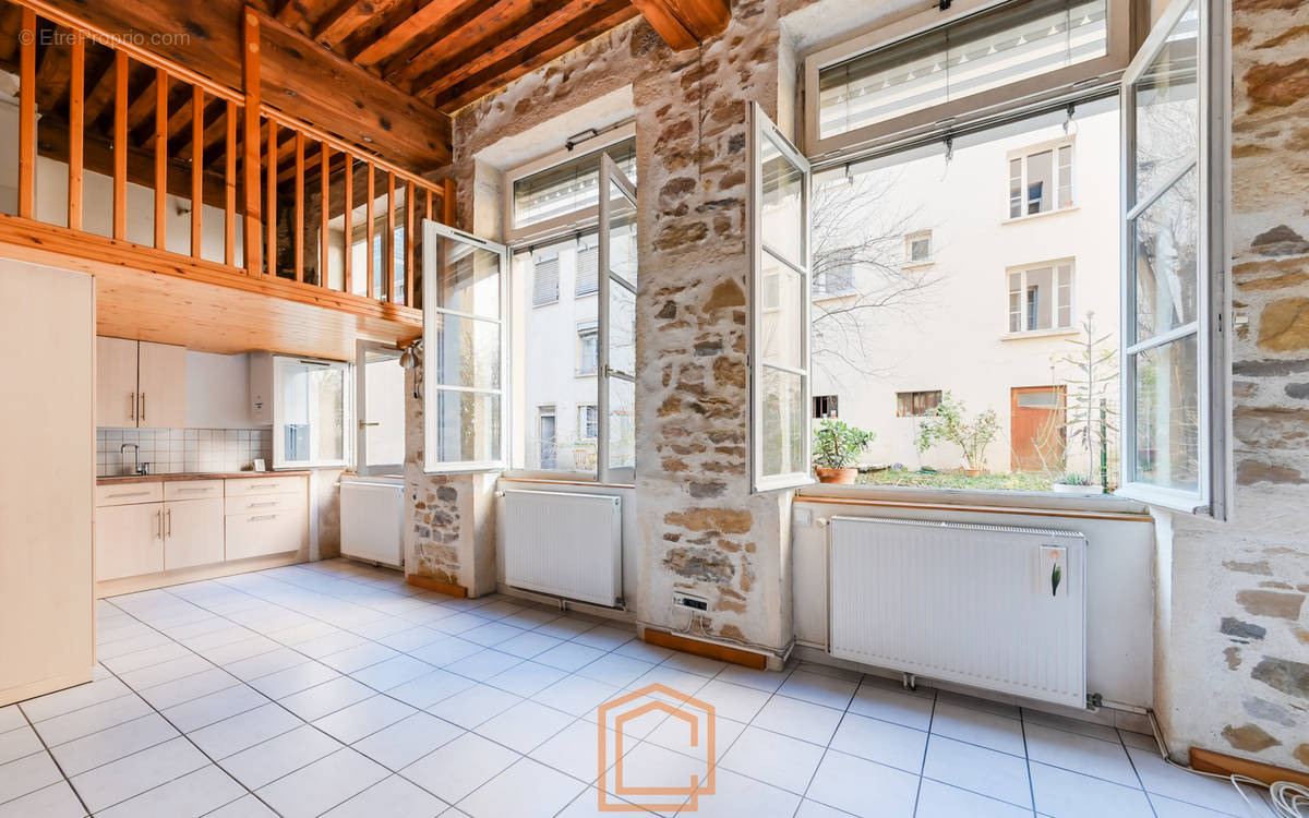 Appartement à LYON-1E