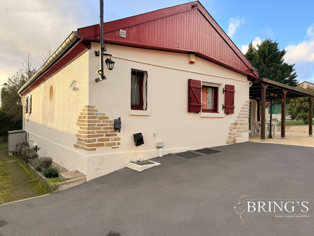 Maison à BRIEY