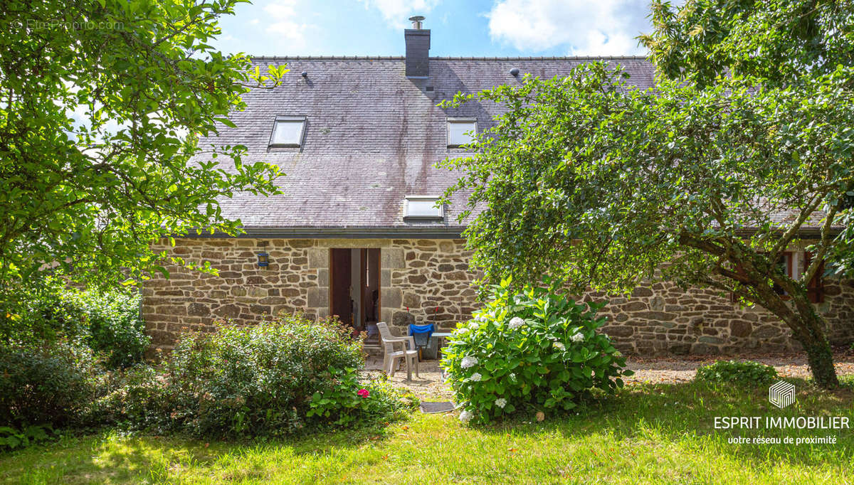 Maison à RIEC-SUR-BELON