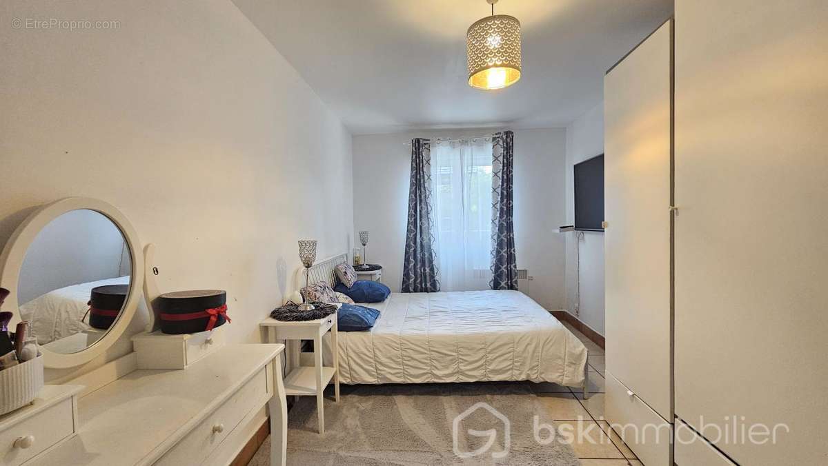 Appartement à CLICHY-SOUS-BOIS