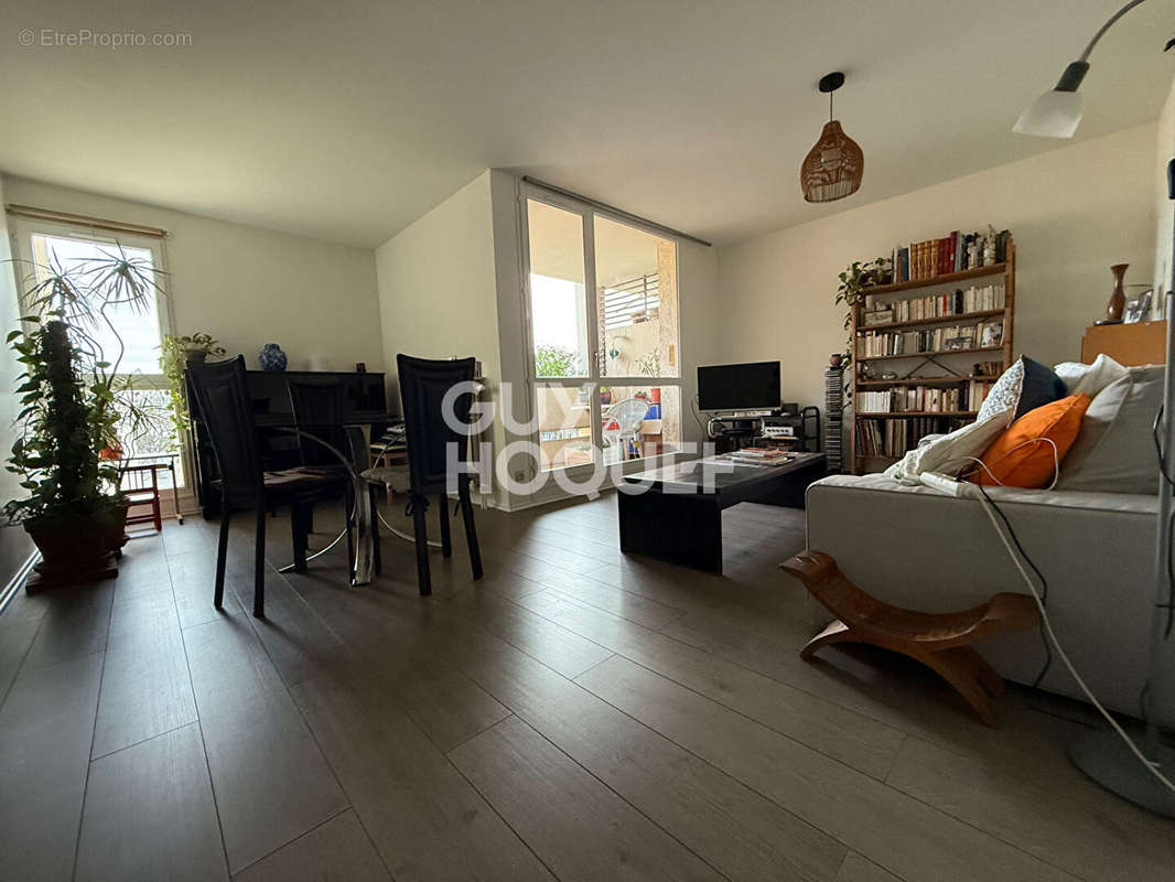 Appartement à NEUILLY-SUR-MARNE