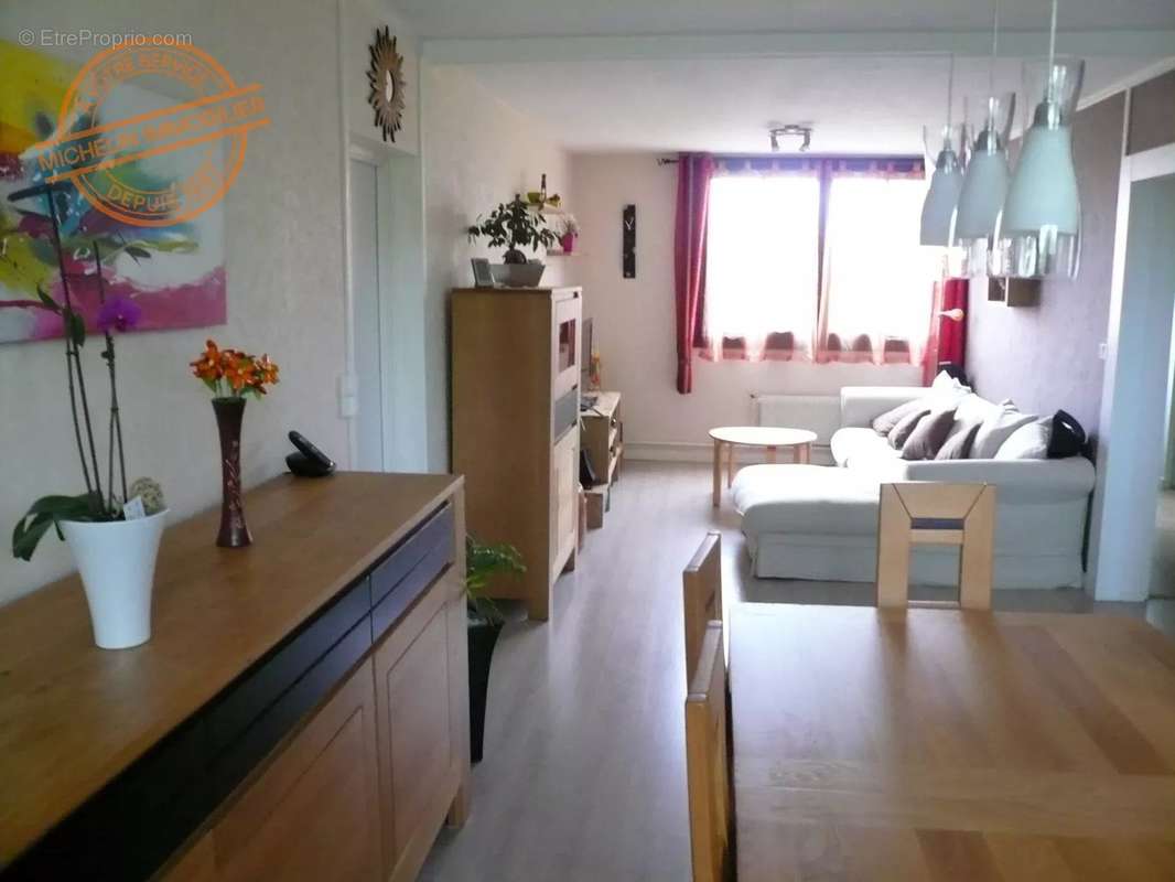 Appartement à CHAMPAGNE-AU-MONT-D&#039;OR