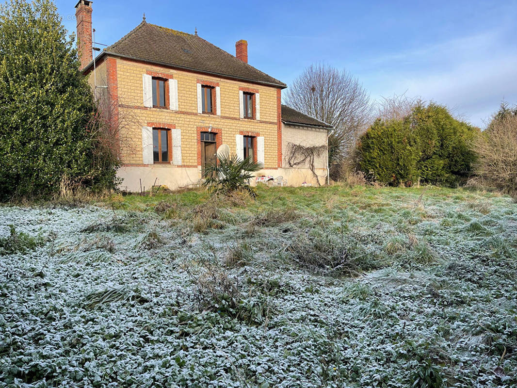 Maison à ARCIS-LE-PONSART