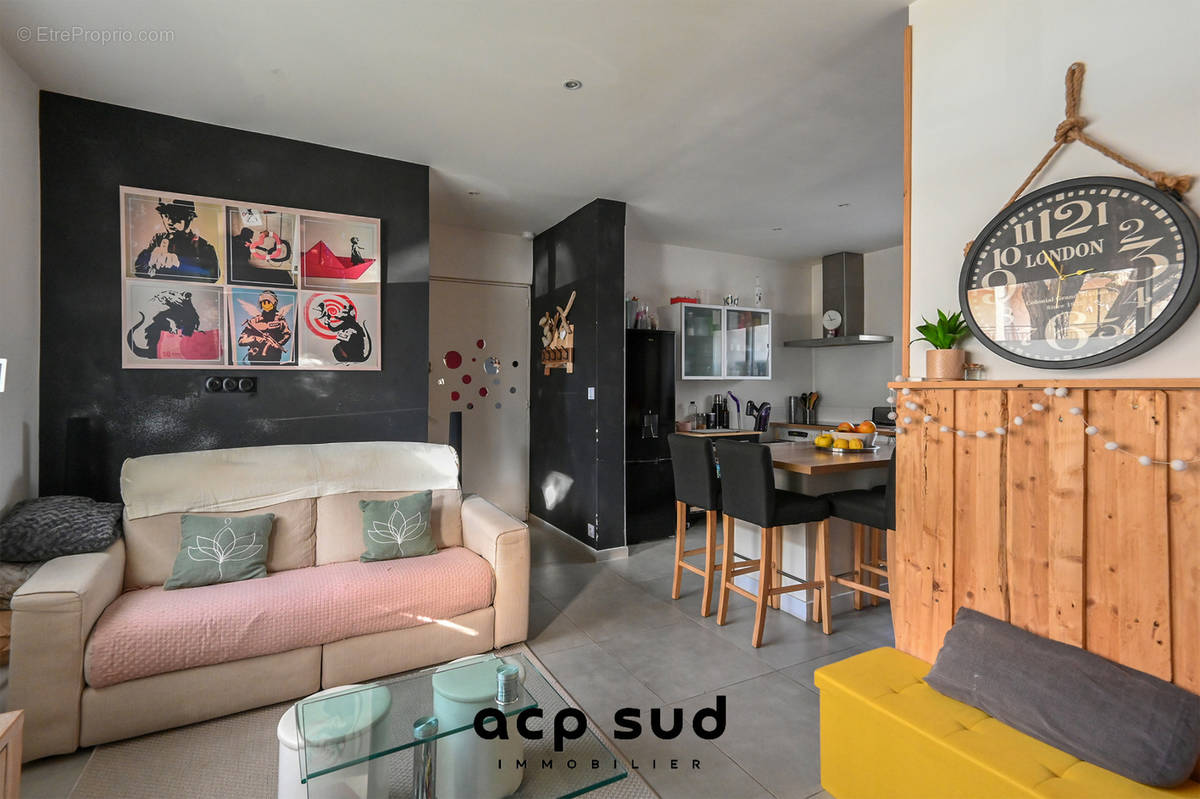 Appartement à MARSEILLE-12E