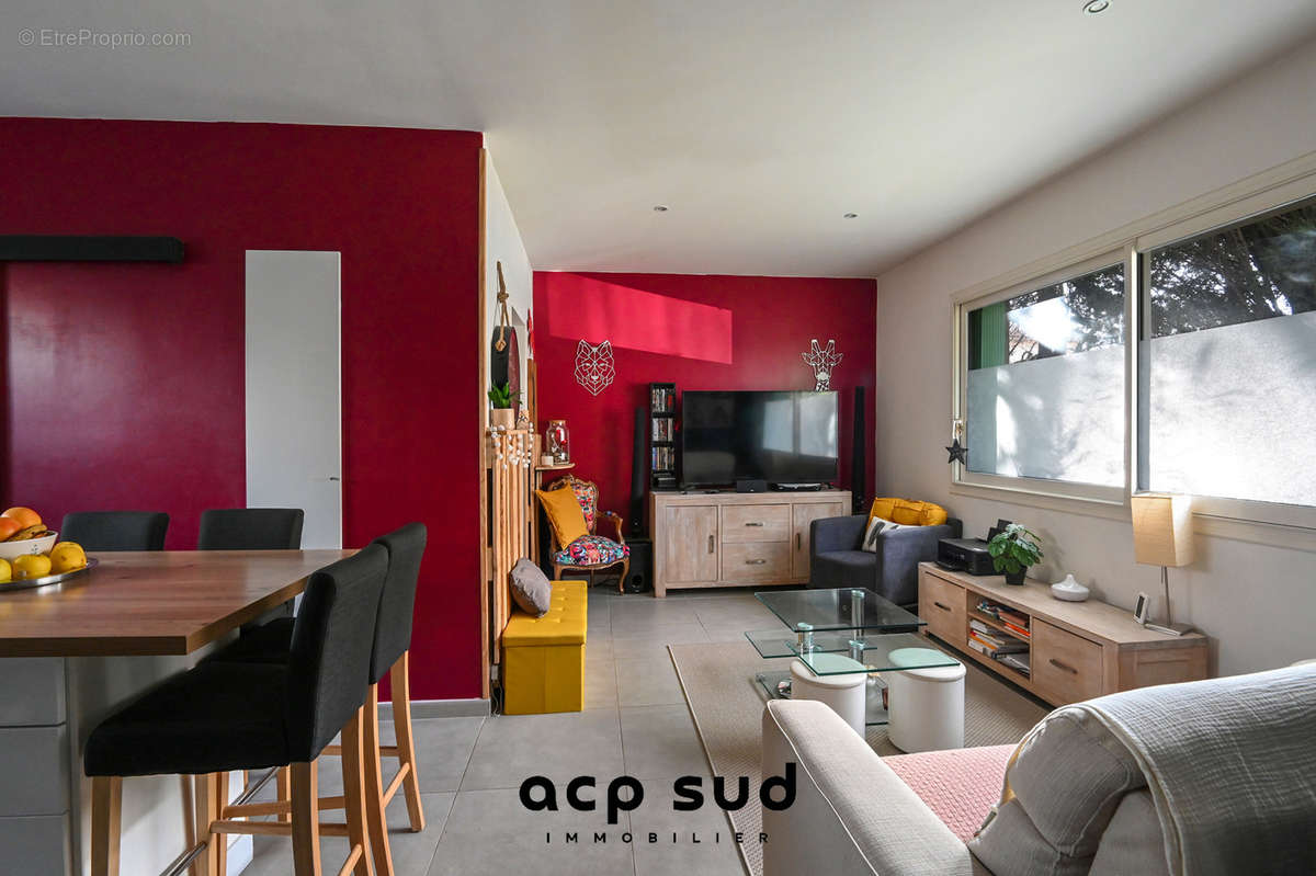 Appartement à MARSEILLE-12E