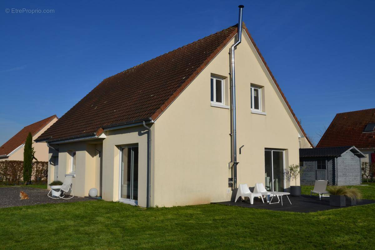 Maison à TOURVILLE-SUR-ARQUES