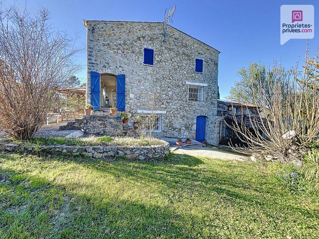 Maison à SAINT-PAUL-EN-FORET