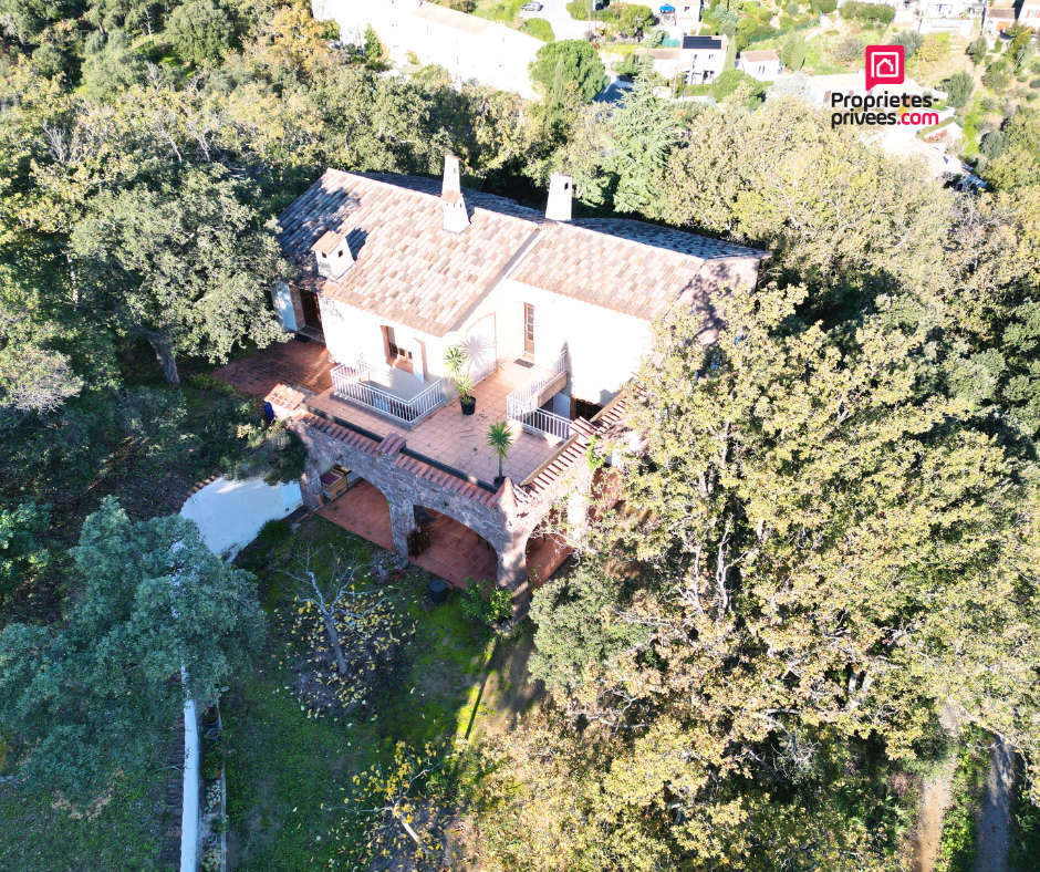 Maison à ROQUEBRUNE-SUR-ARGENS