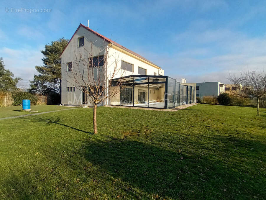 Maison à SAINT-POURCAIN-SUR-SIOULE