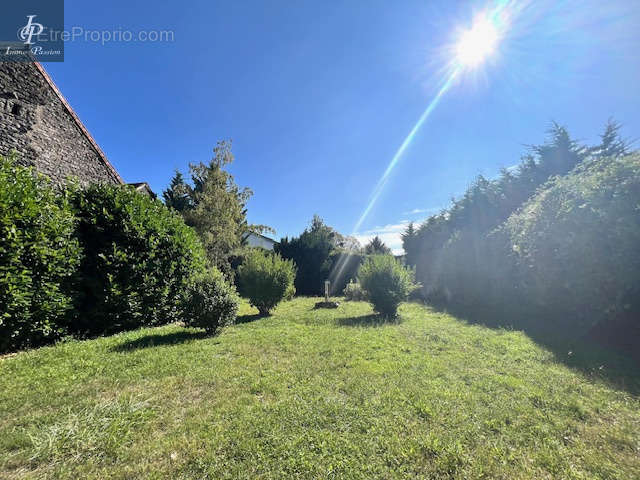 Maison à IVRY-EN-MONTAGNE