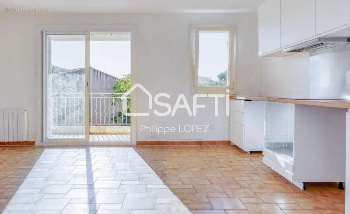 Photo 5 - Appartement à SAINT-CYR-SUR-MER