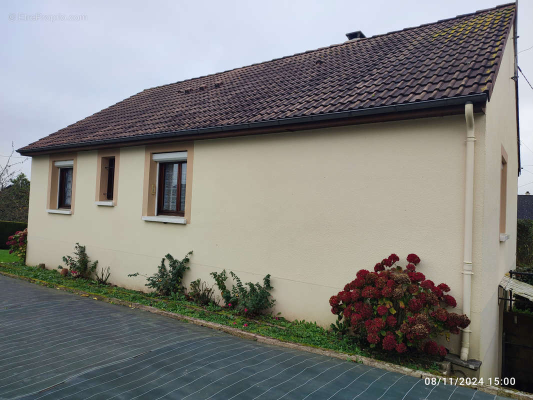 Maison à SAINT-JEAN-SUR-MAYENNE