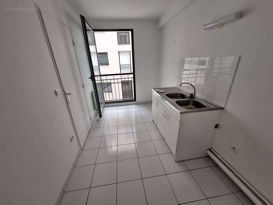 Appartement à LEVALLOIS-PERRET