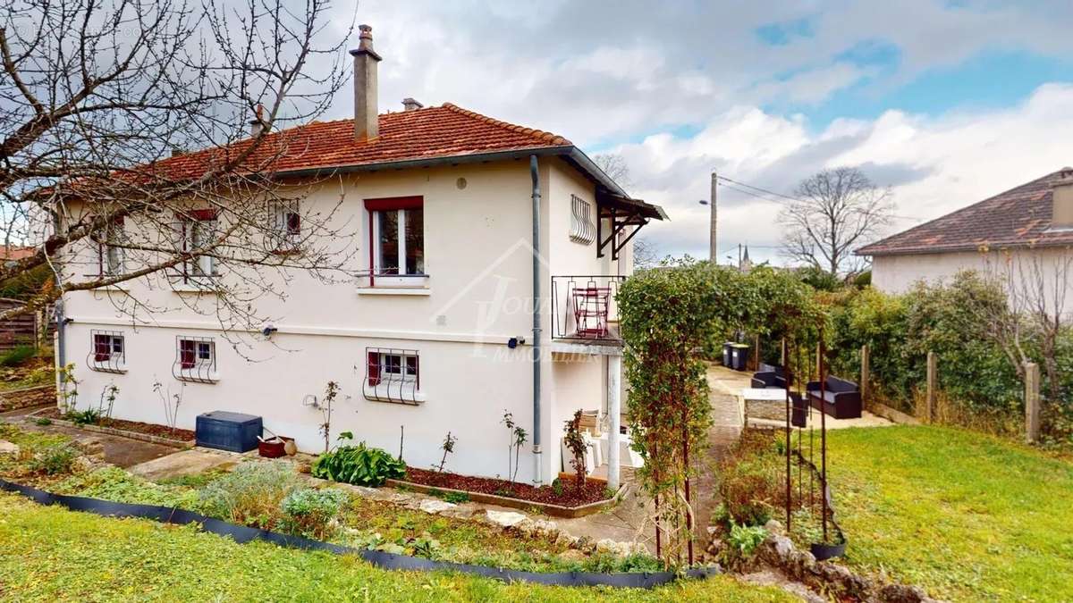 Maison à BELLERIVE-SUR-ALLIER